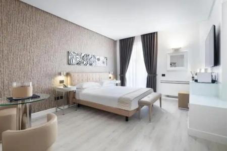 Lhp Napoli Palace & Spa - 44