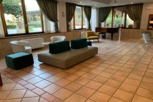 Montespina Park Hotel, Неаполь