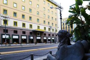 Hotel «Naples», Неаполь
