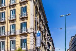 Best Western Hotel Plaza, Неаполь