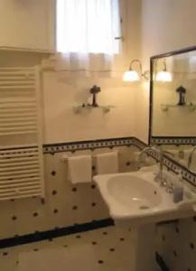 B&B Michelangeli - Private parking - 34