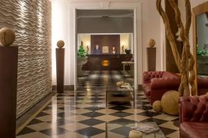 Hotel «Federico Ii Central Palace», Палермо