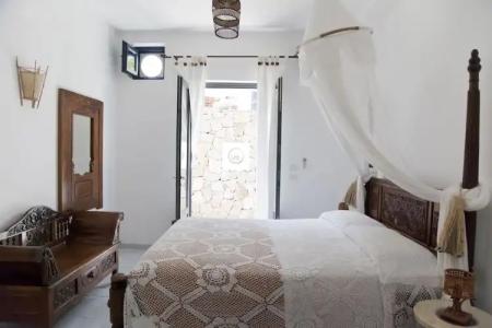 Quartara Boutique - 65