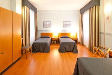 Terminus & Plaza - 43