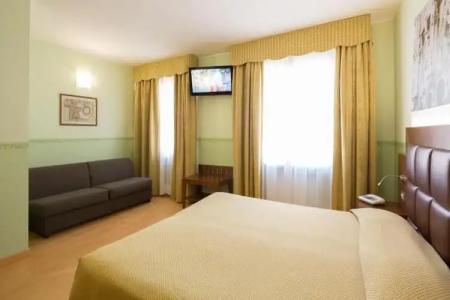 Terminus & Plaza - 51