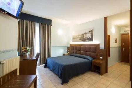 Terminus & Plaza - 53