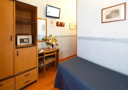 Terminus & Plaza - 15