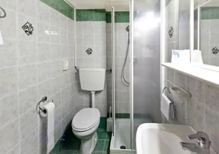 Terminus & Plaza - 39