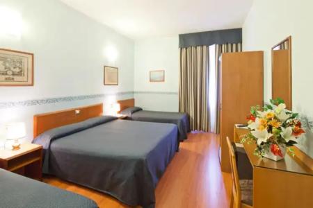 Terminus & Plaza - 14