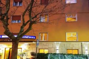 Hotel «Minerva», Равенна