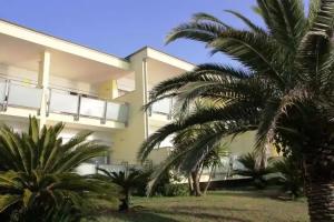 Hotel «Villaggio Stromboli», Рикади