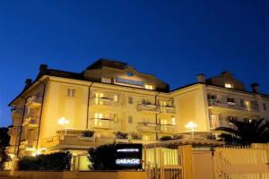 Hotel «Luna Riccione e Aqua Spa Only Adults +12», Риччионе