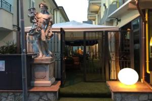 Hotel «Okinawa», Римини