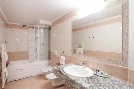 Savoy Palace - TonelliHotels - 128