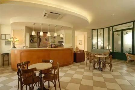 Mocambo - 25