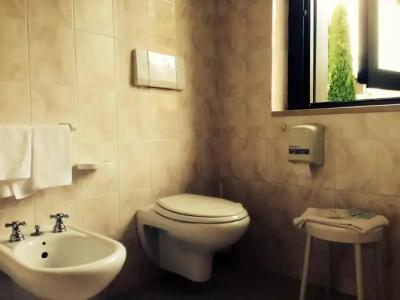 Colonne - Alihotels - 8