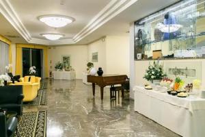 Hotel «Continental Wellness & Spa», Сирмионе