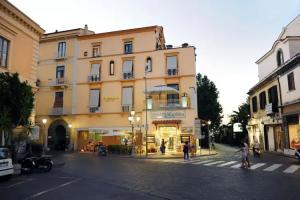 La Piazzetta Guest House, Сорренто