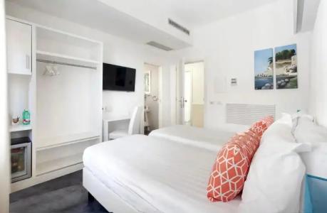 Tasso Suites & Spa - 52