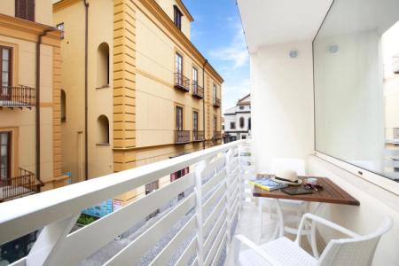 Tasso Suites & Spa - 37