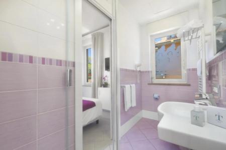 Tasso Suites & Spa - 42