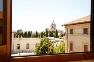 Hotel «Mom Assisi», Ассизи