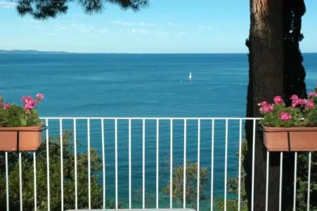 Riviera & Maximilian's - 70