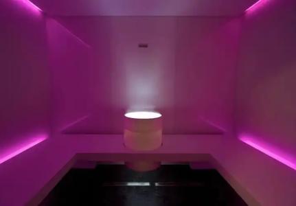 Riviera & Maximilian's - 16