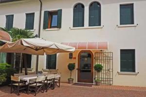 Hotel «Cris», Местре