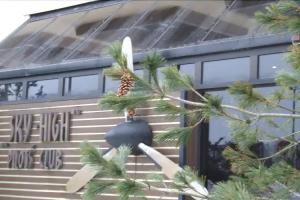 Sky High Hotel Airport 200 meters from the terminal, Рига