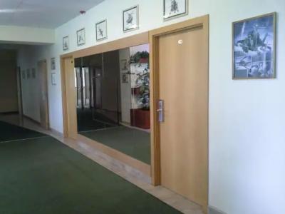 Sky High Airport 200 meters from the terminal - 12