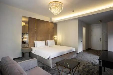 Royal Boutique Vilnius Gates of Dawn - 53