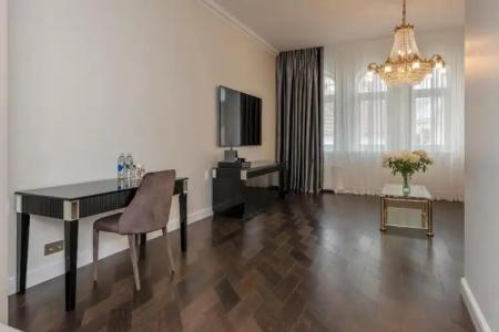 Royal Boutique Vilnius Gates of Dawn - 9