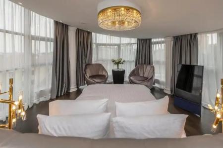 Royal Boutique Vilnius Gates of Dawn - 12