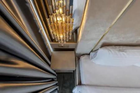 Royal Boutique Vilnius Gates of Dawn - 52