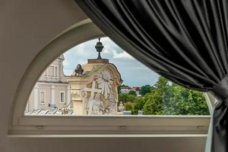 Royal Boutique Vilnius Gates of Dawn - 94