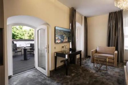 Royal Boutique Vilnius Gates of Dawn - 63