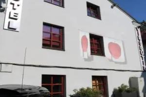 Apple Economy Hotel, Каунас