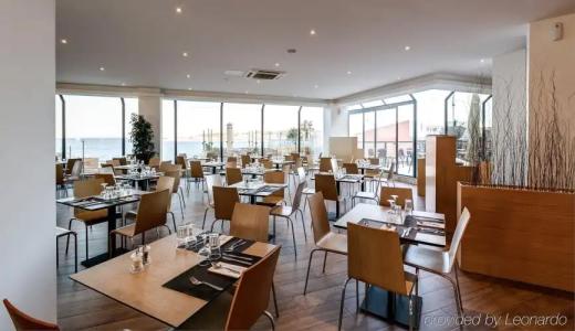 AX Seashells Resort - 20