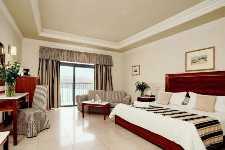 Paradise Bay Resort - 7
