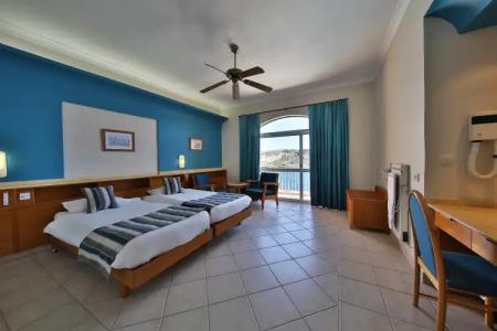 Paradise Bay Resort - 4