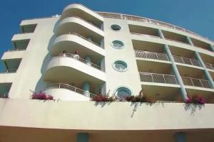 Pestana Grand Ocean Resort Hotel, Фуншал