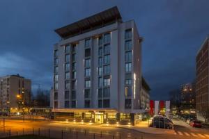 M Hotel, Любляна