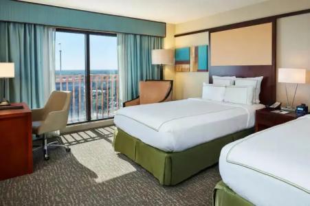 DoubleTree by Hilton Orlando at SeaWorld - 4
