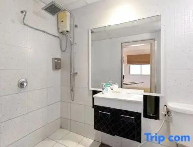 The Golden Ville Boutique and Spa - 81