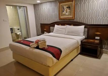 The Golden Ville Boutique and Spa - 4