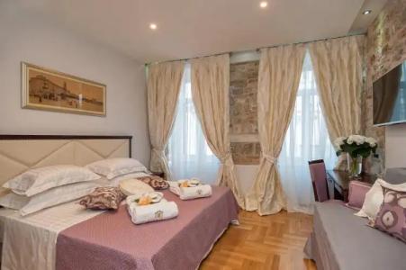 Heritage Antique Split - 34