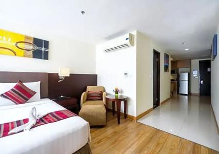 Lohas Residences Sukhumvit - 182