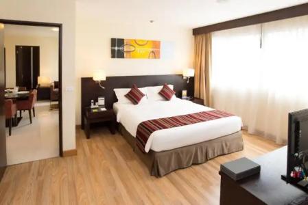 Lohas Residences Sukhumvit - 156