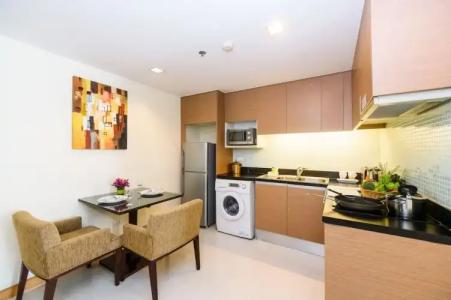 Lohas Residences Sukhumvit - 145